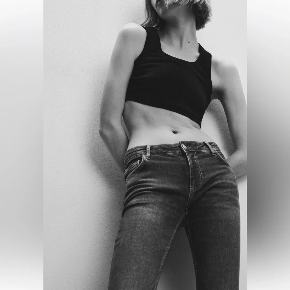 Mango Low-rise flared blue jeans Straight Classic Style worn ONCE 😍